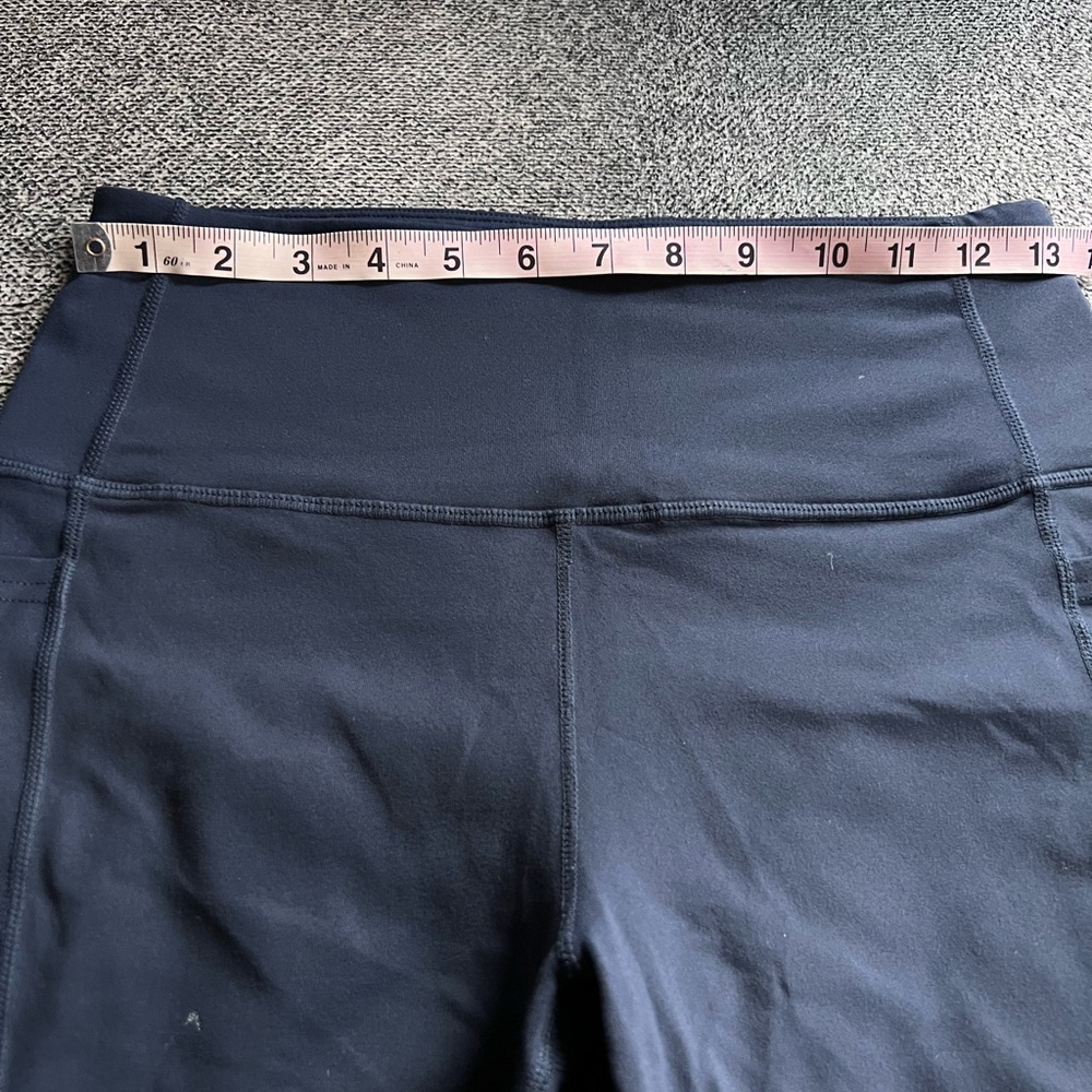 Two pair Women’s Skechers Go Walk capris navy and black - Picture 11 of 16